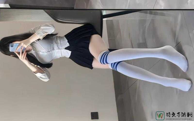 白丝JK乳蘑菇视频为何引发热议？深度解析网络文化背后的真实需求
