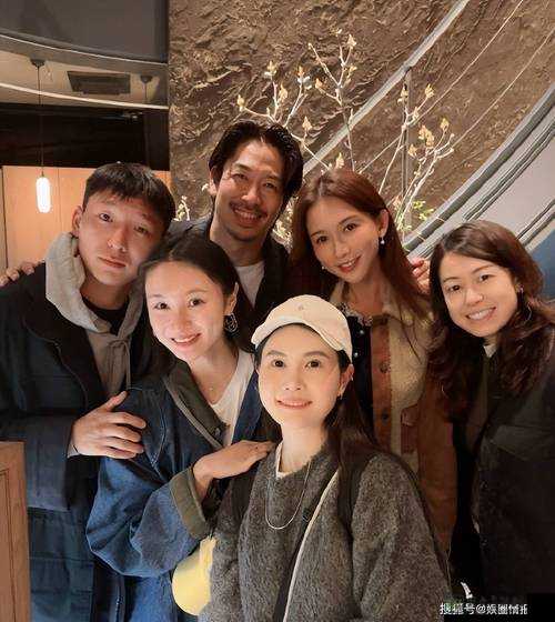 当优雅褪去：端庄人妻教师沦为胯下玩物背后的社会隐忧