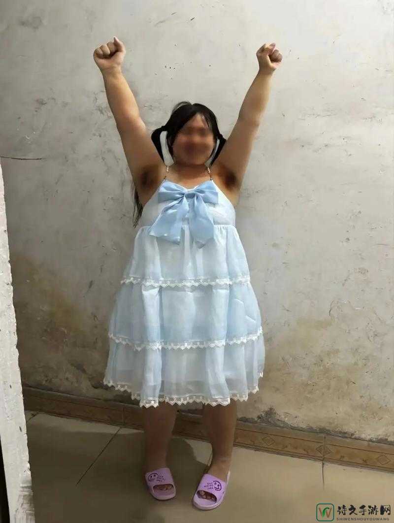 少萝扒开腿㊙️让人桶XC事件背后：网络暴力的深渊与人性的觉醒